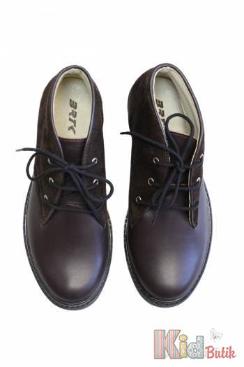 Купить Ботинки тёмно-коричневого цвета в стиле "chukka boots" Bartek 16-97353/P6 на КидБутик Ботинки тёмно-коричневого цвета в стиле "chukka boots" Bartek 16-97353/P6