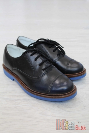 Купить Туфли для мальчика с яркой подошвой Bartek м+р 16-95566/SZ/1CP л на КидБутик Туфли для мальчика с яркой подошвой Bartek м+р 16-95566/SZ/1CP л