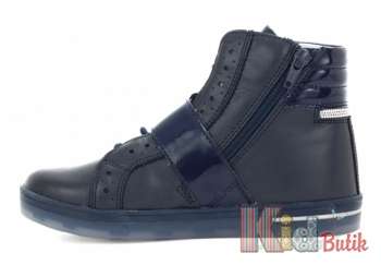 Купити Черевики в спортивному стилі Bartek 17-27376/SZ/0FB на КідБутік Черевики в спортивному стилі Bartek 17-27376/SZ/0FB