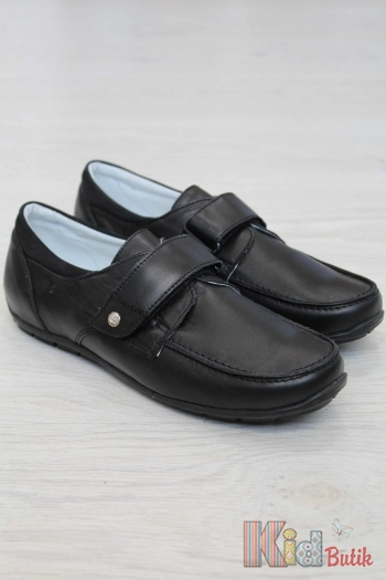 Купить Туфли чёрного цвета на липучке для мальчика Bartek 17-28656/SZ/Z80 на КидБутик Туфли чёрного цвета на липучке для мальчика Bartek 17-28656/SZ/Z80