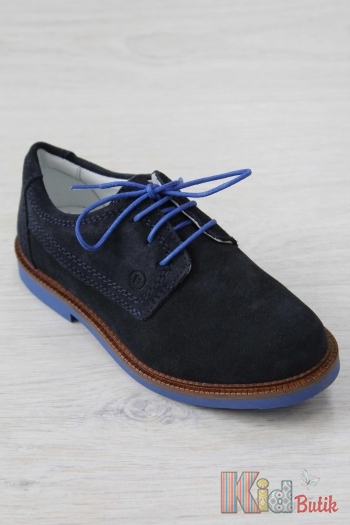 Купить Туфли тёмно-синие с контрастной подошвой Bartek 18-28517/SZ/W28 на КидБутик Туфли тёмно-синие с контрастной подошвой Bartek 18-28517/SZ/W28