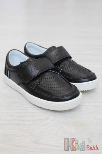 Купити Мокасини чорні на білій підошві для хлопчика Bartek 18-45369/SZ/06R на КідБутік Мокасини чорні на білій підошві для хлопчика Bartek 18-45369/SZ/06R