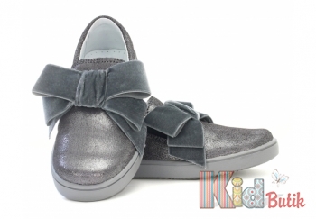 Купить Слипоны серебристые с велюровым бантом Bartek 19-45384/SZ/11M на КидБутик Слипоны серебристые с велюровым бантом Bartek 19-45384/SZ/11M