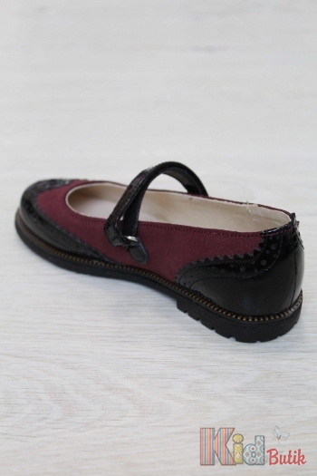 Купить Туфельки с лаковыми вставками для девочек Bartek 18-45637/SZ/L9 на КидБутик Туфельки с лаковыми вставками для девочек Bartek 18-45637/SZ/L9