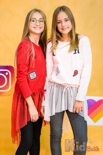 Купити Туніка з цікавими аплікаціями для дівчинки Little Star Т18-232Кр(968) на КідБутік Туніка з цікавими аплікаціями для дівчинки Little Star Т18-232Кр(968)