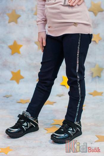 Купить Штаны слим утепленные с крутыми блестящими вставками A-yugi Jeans Аю18-81Сн(9106) на КидБутик Штаны слим утепленные с крутыми блестящими вставками A-yugi Jeans Аю18-81Сн(9106)