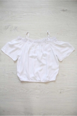 Купить Блуза белая с открытыми плечами и кружевом Escabel Kids Ес19-10(293) на КидБутик Блуза белая с открытыми плечами и кружевом Escabel Kids Ес19-10(293)
