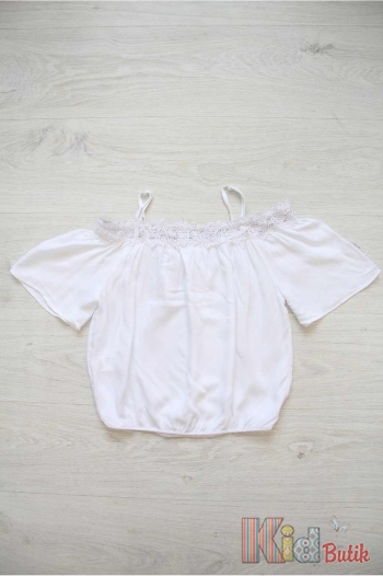 Купить Блуза белая с открытыми плечами и кружевом Escabel Kids Ес19-10(293) на КидБутик Блуза белая с открытыми плечами и кружевом Escabel Kids Ес19-10(293)