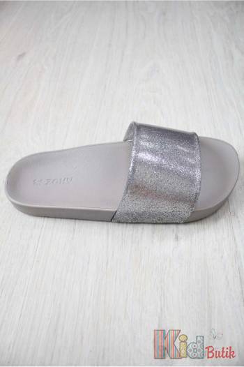 Купить Сланцы серебряного цвета для девочки Zaxy 19-82440-90542 на КидБутик Сланцы серебряного цвета для девочки Zaxy 19-82440-90542