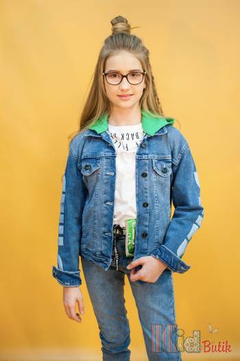 Купить Джинсовая куртка для девочки A-yugi Jeans Аю20-38Зл(17093) на КидБутик Джинсовая куртка для девочки A-yugi Jeans Аю20-38Зл(17093)