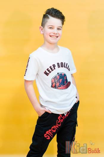 Купить Футболка белого цвета с бейсболкой Studio Kids Ск20-27(1034) на КидБутик Футболка белого цвета с бейсболкой Studio Kids Ск20-27(1034)