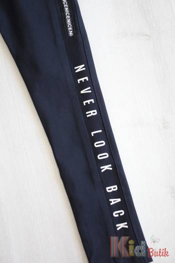 Купить Лосины темно-синего цвета для девочки A-yugi Jeans Аю20-73 (9222) на КидБутик Лосины темно-синего цвета для девочки A-yugi Jeans Аю20-73 (9222)