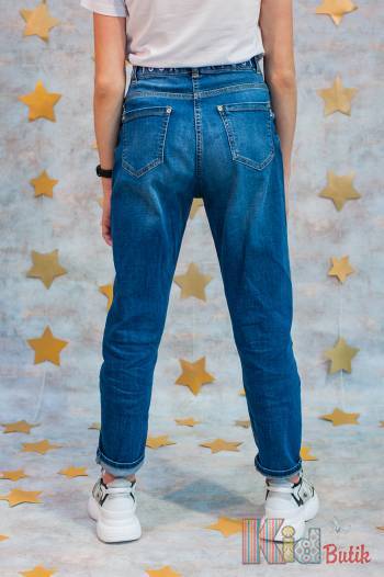 Купити Джинси мом синього кольору для дівчинки A-yugi Jeans Аю21-1(9253) на КідБутік Джинси мом синього кольору для дівчинки A-yugi Jeans Аю21-1(9253)