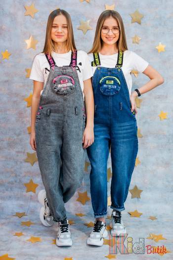 Купить Комбинезон джинсовый для девочки A-yugi Jeans Аю21-6Сн на КидБутик Комбинезон джинсовый для девочки A-yugi Jeans Аю21-6Сн