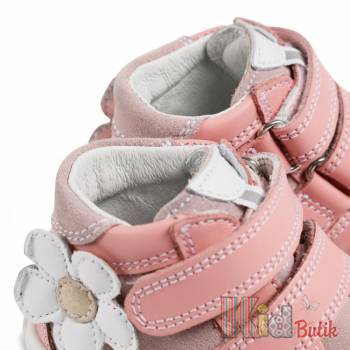 Купити Черевики шкіряні з квіткою Bartek 11703/002 на КідБутік Черевики шкіряні з квіткою Bartek 11703/002