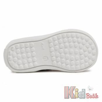 Купити Черевики шкіряні з квіткою Bartek 11703/002 на КідБутік Черевики шкіряні з квіткою Bartek 11703/002