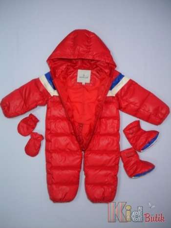 Купити Комбінезон пуховий MONCLER червоний Інші бренди И1713 на КідБутік Комбінезон пуховий MONCLER червоний Інші бренди И1713