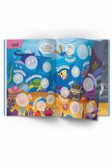 Книга "Интерактивные наклейки Море" Crystal Book Море