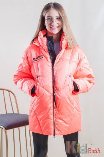 Купить Курточка яркого оттенка для девочки Puros Poro РР21-7(8008)Рз на КидБутик Курточка яркого оттенка для девочки Puros Poro РР21-7(8008)Рз