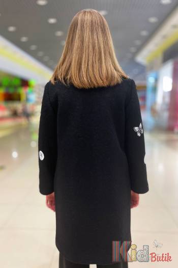 Купить Пальто оверсайз черное с нашивками для девочки Teen mood ТМ21-8 на КидБутик Пальто оверсайз черное с нашивками для девочки Teen mood ТМ21-8
