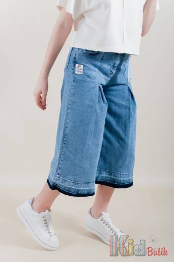 Купити Джинси-кюлоти укороченого крою для дівчинки A-yugi Jeans Аю22-13(9316) на КідБутік Джинси-кюлоти укороченого крою для дівчинки A-yugi Jeans Аю22-13(9316)