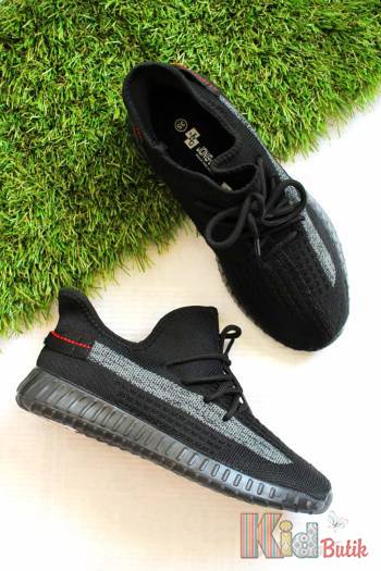Купить Кроссовки черного цвета для мальчика Jong-Golf 22-С10505-0 на КидБутик Кроссовки черного цвета для мальчика Jong-Golf 22-С10505-0