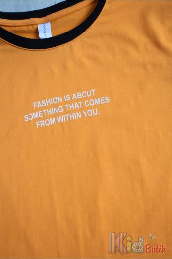 Купить Футболка оранжевая лаконичная для девочки "Fashion is about" LOCOLOCO ЛЛ22-2245Orang на КидБутик Футболка оранжевая лаконичная для девочки "Fashion is about" LOCOLOCO ЛЛ22-2245Orang