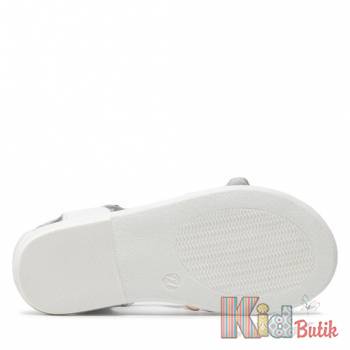 Купить Босоножки белые с серебристыми вставками для девочки Bartek 22-16182037 на КидБутик Босоножки белые с серебристыми вставками для девочки Bartek 22-16182037
