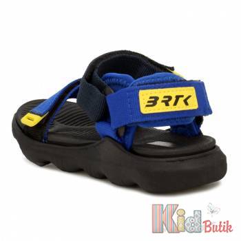 Купить Босоножки лёгкие спортивные для мальчика Bartek 22-19055003 на КидБутик Босоножки лёгкие спортивные для мальчика Bartek 22-19055003