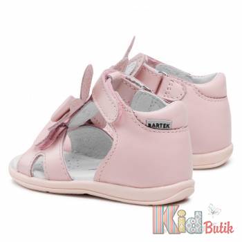 Купити Босоніжки декоровані бантиком для дівчинки Bartek 23-11128007 на КідБутік Босоніжки декоровані бантиком для дівчинки Bartek 23-11128007