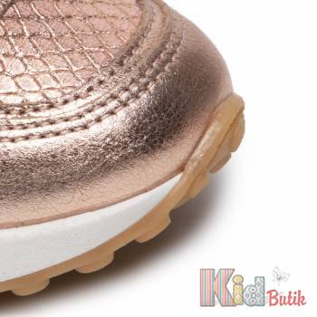 Купить Кроссовки кожанные для маленькой девочки Bartek 22-11613001 на КидБутик Кроссовки кожанные для маленькой девочки Bartek 22-11613001