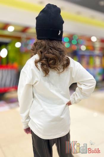Купити Світшот молочного кольору з принтом для дівчинки Best Kids БК22-12030 на КідБутік Світшот молочного кольору з принтом для дівчинки Best Kids БК22-12030