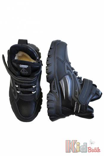Купить Ботинки черные с мехом "Fashion" для мальчика Paliament 22-HY20014-6-9 на КидБутик Ботинки черные с мехом "Fashion" для мальчика Paliament 22-HY20014-6-9