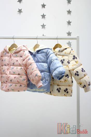 Купить Куртка с принтом для детей Bolina Baby И22-42(777)Гл на КидБутик Куртка с принтом для детей Bolina Baby И22-42(777)Гл