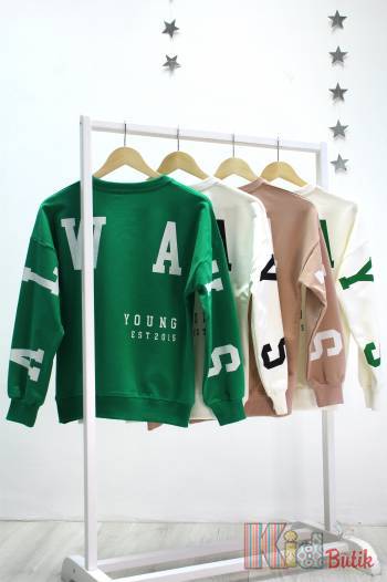 Купить Свитшот бежевого цвета с надписью always young MiniModa Мі23-1Беж на КидБутик Свитшот бежевого цвета с надписью always young MiniModa Мі23-1Беж