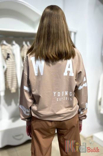 Купить Свитшот бежевого цвета с надписью always young MiniModa Мі23-1Беж на КидБутик Свитшот бежевого цвета с надписью always young MiniModa Мі23-1Беж