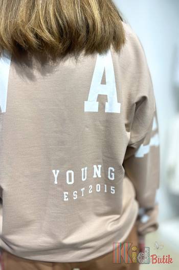 Купить Свитшот бежевого цвета с надписью always young MiniModa Мі23-1Беж на КидБутик Свитшот бежевого цвета с надписью always young MiniModa Мі23-1Беж