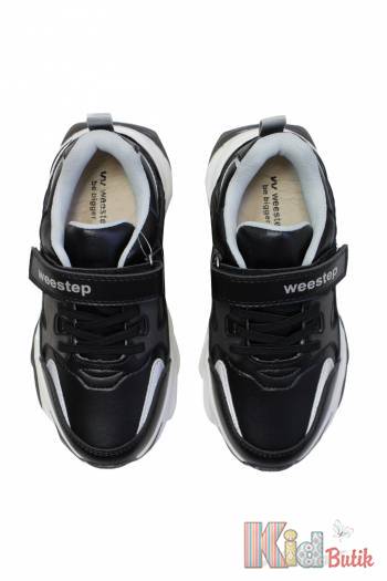 Купити кросівки чорного кольору з контрастною білою підошвою. Weestep 23-64695 на КідБутік кросівки чорного кольору з контрастною білою підошвою. Weestep 23-64695