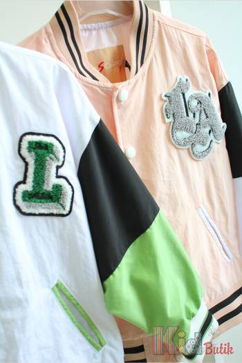 Купить Бомбер в розовом цвете для девочки Escabel Kids Ес23-35(3209) на КидБутик Бомбер в розовом цвете для девочки Escabel Kids Ес23-35(3209)