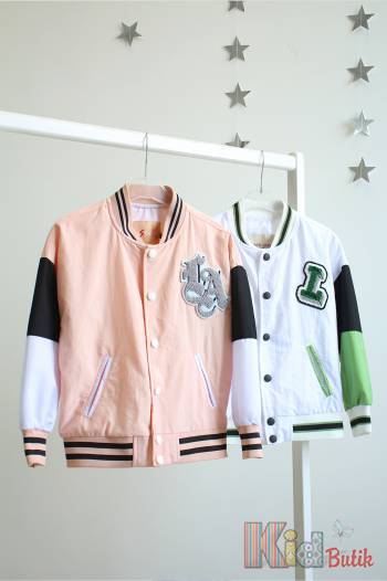Купить Бомбер в розовом цвете для девочки Escabel Kids Ес23-35(3209) на КидБутик Бомбер в розовом цвете для девочки Escabel Kids Ес23-35(3209)