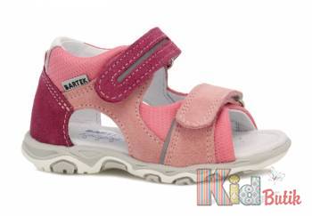 Купити Босоножки с рельефной подошвой для девочки Bartek 23-116120-05 на КідБутік Босоножки с рельефной подошвой для девочки Bartek 23-116120-05