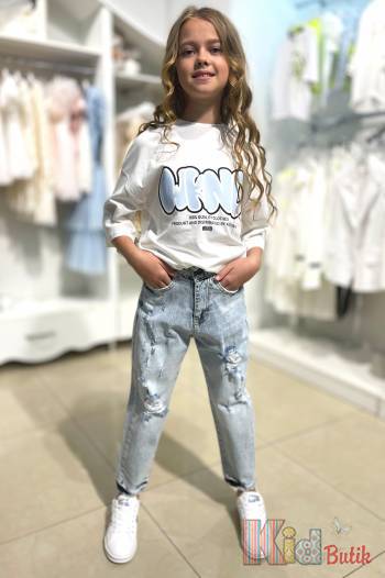 Купить Джинсы мом светлые рваные для девочки A-yugi Jeans Аю23-35(5378) на КидБутик Джинсы мом светлые рваные для девочки A-yugi Jeans Аю23-35(5378)