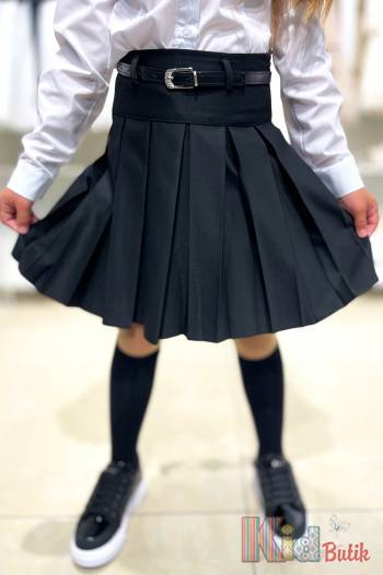 Купить Юбка черная в складку с пояском для девочки Sen Kids Т24-2(27-837) на КидБутик Юбка черная в складку с пояском для девочки Sen Kids Т24-2(27-837)