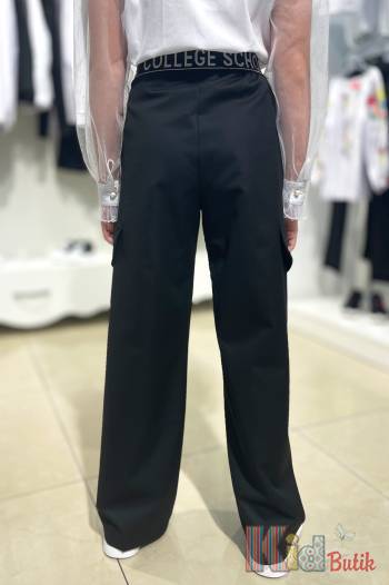 Купить Штаны карго черные с надписью на поясе для девочки LOCOLOCO ЛЛ23-1(1093) на КидБутик Штаны карго черные с надписью на поясе для девочки LOCOLOCO ЛЛ23-1(1093)