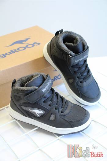 Купить Ботинки утепленные черно-серые для мальчика KangaROOS 23-18804-000-5003 на КидБутик Ботинки утепленные черно-серые для мальчика KangaROOS 23-18804-000-5003