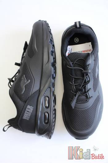 Купити Кросівки чорні для хлопчика-підлітка "Water Resistant" KangaROOS 23-18904-000-5500 на КідБутік Кросівки чорні для хлопчика-підлітка "Water Resistant" KangaROOS 23-18904-000-5500