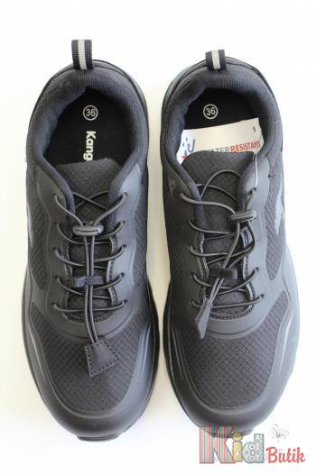Купити Кросівки чорні для хлопчика-підлітка "Water Resistant" KangaROOS 23-18904-000-5500 на КідБутік Кросівки чорні для хлопчика-підлітка "Water Resistant" KangaROOS 23-18904-000-5500