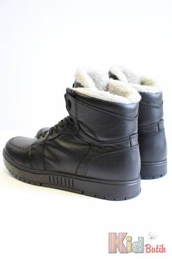 Купить Ботинки хайтопы черные "Design" для мальчика Bistfor 23-38324/821УШ на КидБутик Ботинки хайтопы черные "Design" для мальчика Bistfor 23-38324/821УШ