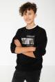 Купить Свитшот темного цвета с принтом Reporter Young Р23-75(0550В-22-100) на КидБутик Свитшот темного цвета с принтом Reporter Young Р23-75(0550В-22-100) - фото 6
