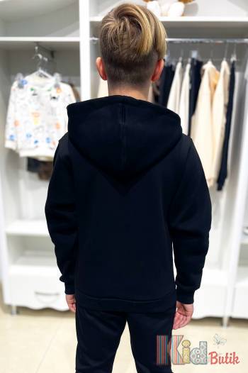 Купить Толстовка утепленная черного цвета для мальчика A-yugi Jeans Аю23-49(454) на КидБутик Толстовка утепленная черного цвета для мальчика A-yugi Jeans Аю23-49(454)